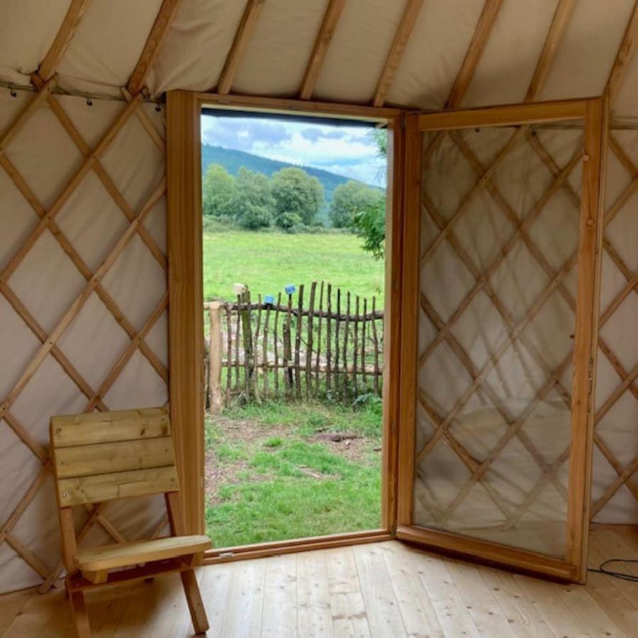 אוגרים Aughavannagh Yurt Glamping מראה חיצוני תמונה